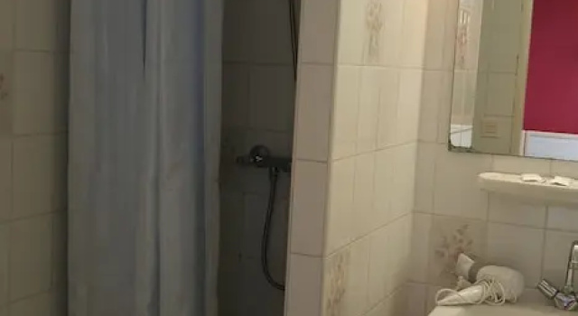 Четырёхместный номер Classic Hotel CÖRONA Lourdes