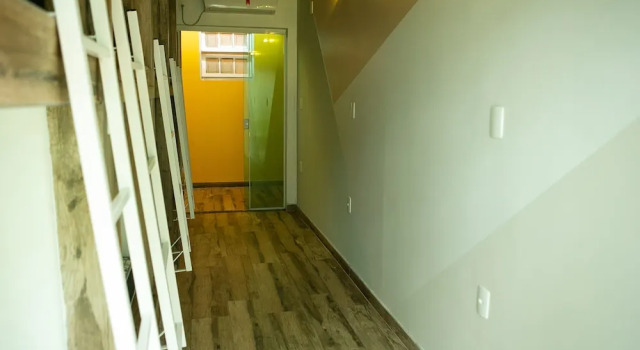 Кровать в общем номере Hostel House Santinho