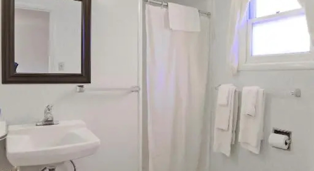 Трёхместный номер Standard с красивым видом из окна Blue Mountain Motel