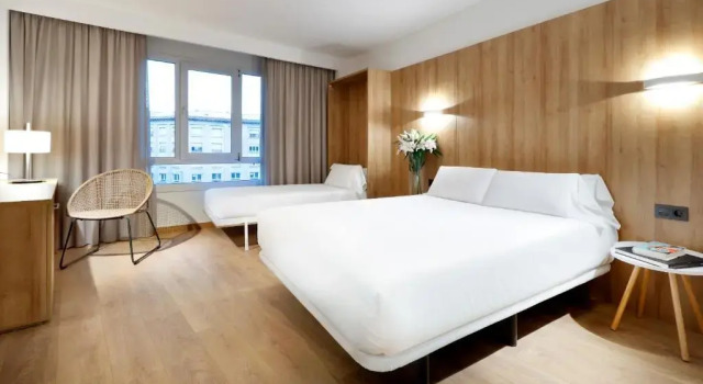 Трёхместный номер Hotel SB Corona Tortosa