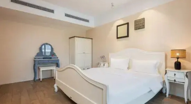 Люкс Yajing Haiju Surfing Seaview Design Hotel (Wanning Sunac Riyuewan Branch)
