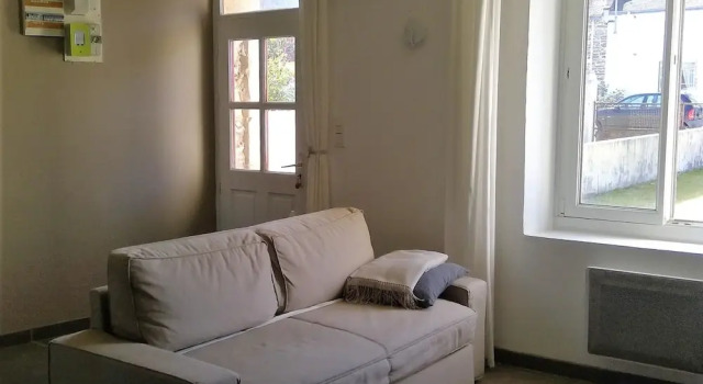 House With 2 Bedrooms in Saint-gildas-de-rhuys, With Enclosed Garden a, Rezerwuj Hotel  