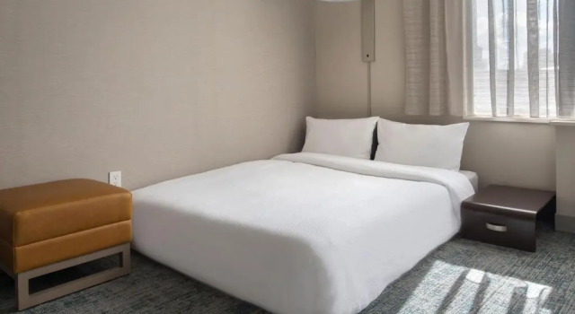 Двухместный люкс c 1 комнатой TownePlace Suites by Marriott New York Brooklyn