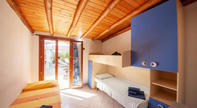 Awesome Home in San Teodoro With Outdoor Swimming Pool and 3 Bedrooms, Book Hotel San Teodoro Sardinia