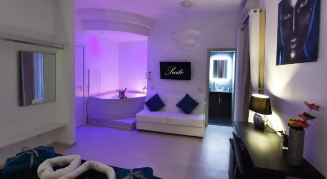 Люкс Maschio Angioino Suite