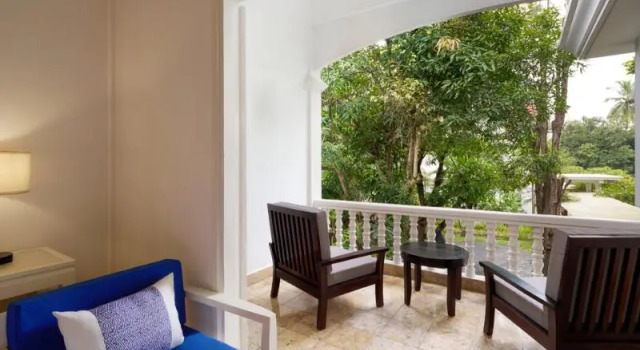 Двухместный номер Standard с балконом и с видом на сад Homm Souvannaphoum Luang Prabang, part of Banyan Group