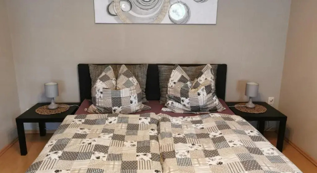 Ferienwohnung Anger 1 im 3 Obergeschoß, Book Hotel Annaberg-Buchholz 