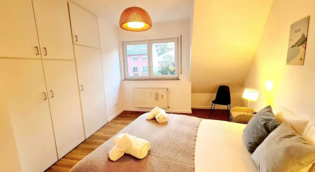 New Large 2 bedrooms with Parking, Prenota Appartamento Luxembourg Lussemburgo