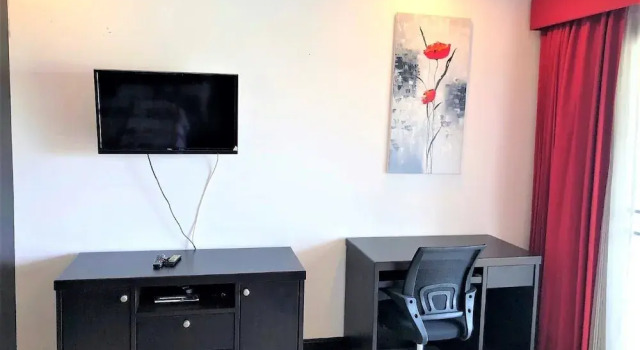 Top Floor Spacious Studio, Забронировать Апартаменты/квартира Центральная Паттайя Паттайя