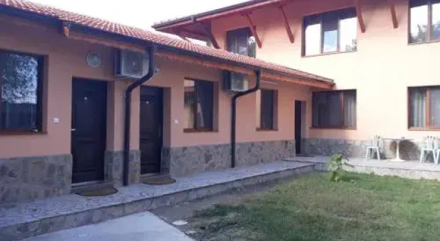 Complex Kris, Buchen Sie Hotel Nowa Sagora Sliven Province
