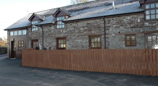 Rural and Comfortable Home Surrounded by the Nature of Brecon