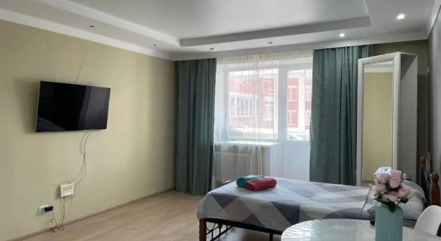 Apartamenty v tsentre goroda v novom dome, Забронировать Апартаменты/квартира Отели Павлодарской области с парковкой, Парковка