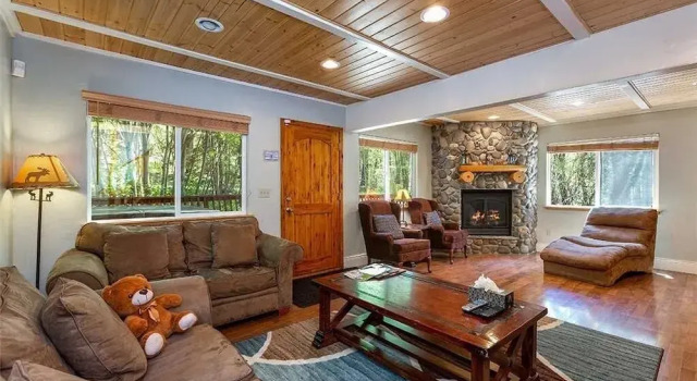 Heavenly - 4 Br Cabin, Забронировать Дом для отпуска Виллы Саут-Лейк-Тахо, рядом с Первый спуск, Вилла