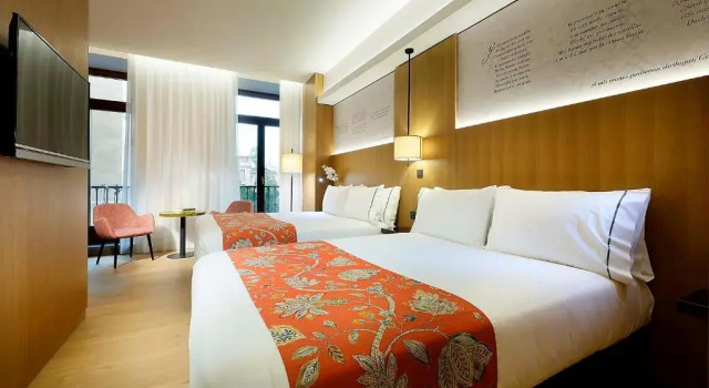 Трёхместный номер Áurea Catedral by Eurostars Hotel Company