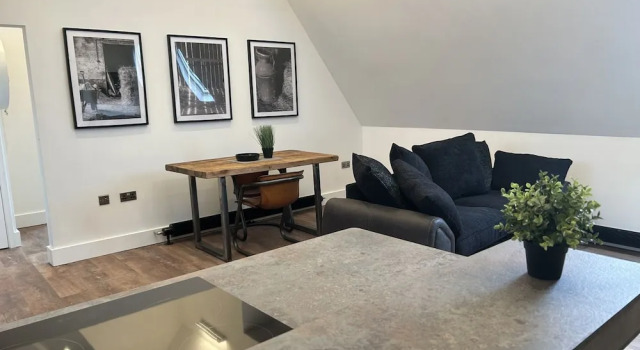 Booking Urban at Stisted, Varaa Huoneisto Asunnot kohteessa Merseyside, Huoneisto