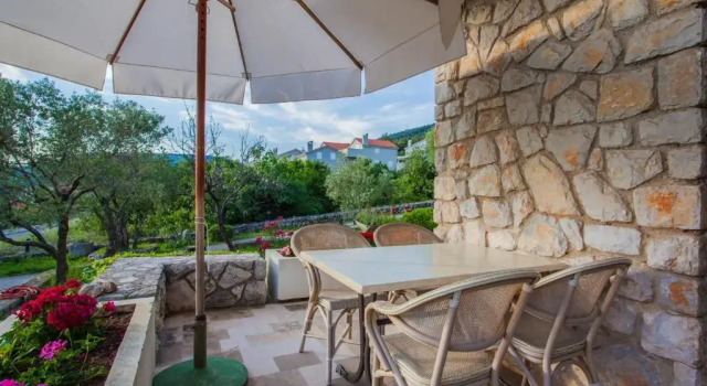 Студия Apartments Ljubo & Lili