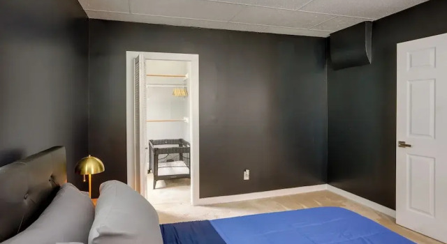 Cozy Downtown Sandusky Gem - 1 Mi to Lake Erie!
