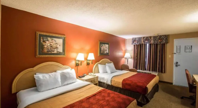 Четырёхместный номер Standard Greeneville Inn And Suites
