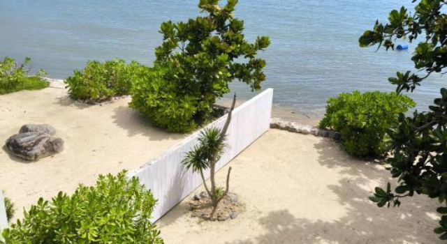 Luxury Beachfront 4 Br AMANA Villa at Ta-Ke Residence A