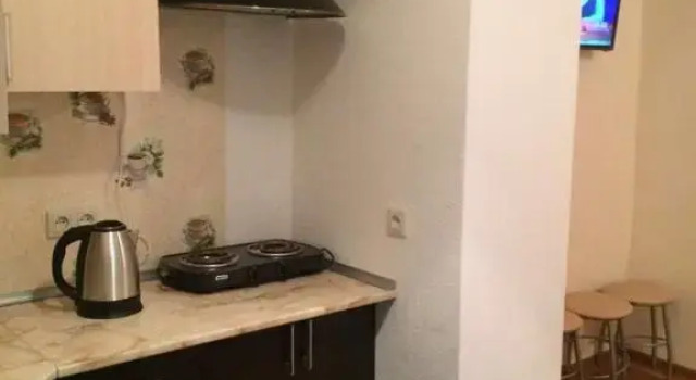 2h Komnatnaja v Gagre u Morja