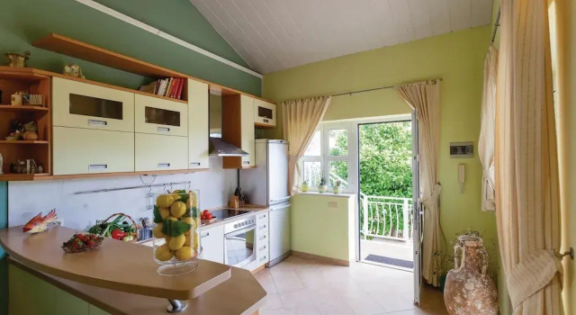Stunning Home in Zaton Mali With Wifi and 4 Bedrooms, Забронировать Отель Отели Региона Дубровника с парковкой, Парковка