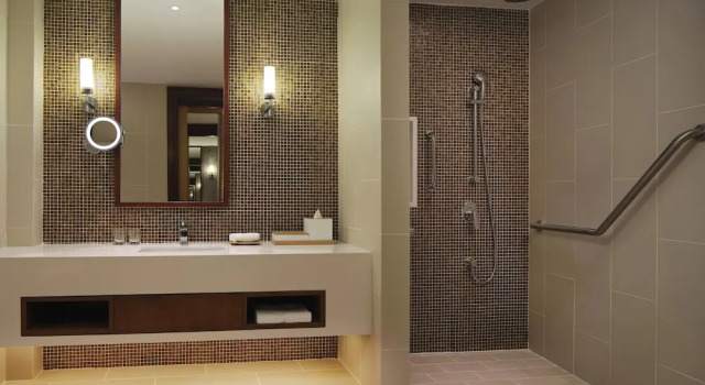 Двухместный номер с балконом и с видом на сад The Westin Desaru Coast Resort