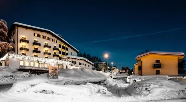 Residence Orizzonte, Book Hotel Vaneze Bondone Mountain