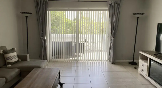 Entire Condo Close To Intercoastal 1 Bedroom Condo by Redawning, 预订 酒店 波因顿海滩 Palm Beach County