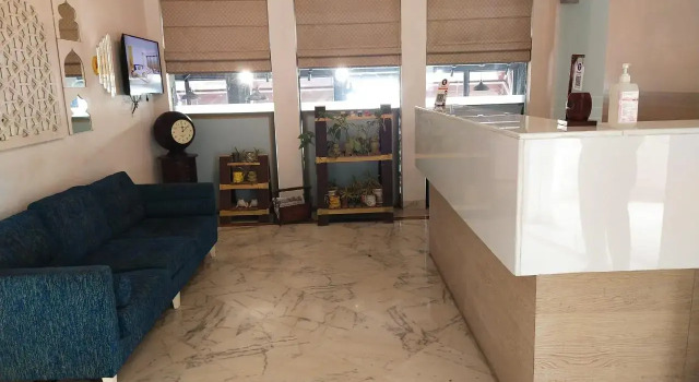 Hotel Ratangarh Palace, Забронировать Отель Отели штата Раджастхана с парковкой, Парковка