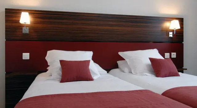 Четырёхместный номер Standard Hôtel Le Palladior Voiron