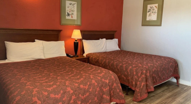 Четырёхместный номер Standard Scottish Inn and Suites - Bensalem-Philadelphia