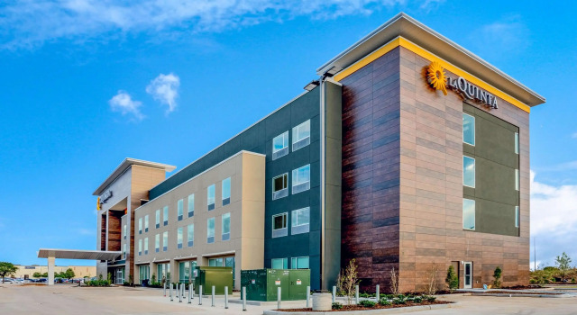 La Quinta Inn & Suites by Wyndham Katy, Book Hotel Hoteller i Katy med parkering, Parkering