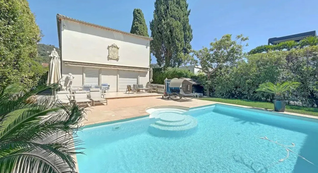 Вилла Villa Palmiers By Estates Cannes