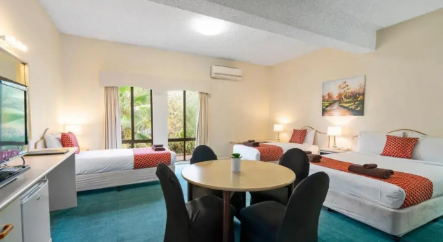 Двухместный семейный номер Standard Garden City Motor Inn