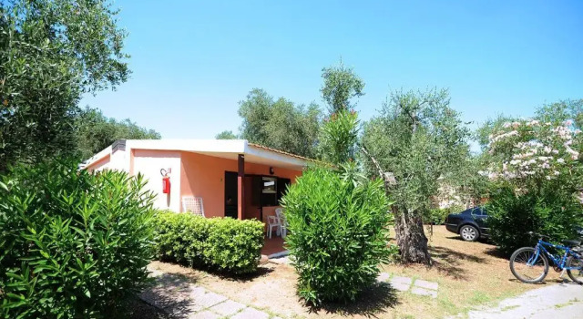 Бунгало с 2 комнатами Villaggio Turistico Camping Parco Degli Ulivi