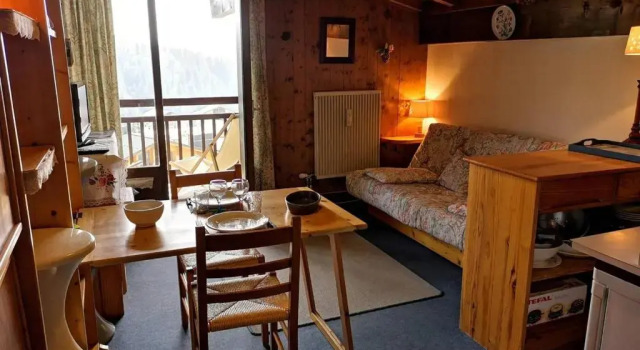 Appartement Notre-Dame-de-Bellecombe, 1 pièce, 3 personnes - FR-1-595-28, Забронировать Апартаменты/квартира Апартаменты Нотр-Дам-де-Белькомб, рядом с Горнолыжный подъемник Биоль 2, Апартаменты/квартира
