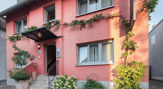 Arndt Hotel Garni, Réserver Hôtel Rust Europa-Park