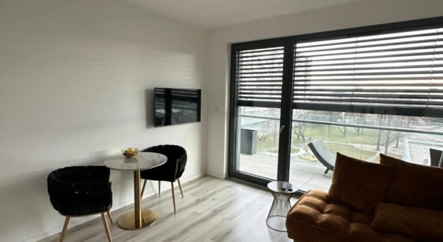 Ein Park Apartment with free parking, Забронировать Апартаменты/квартира Апартаменты Братиславы, рядом с Мавзолей Хатама Софера, Апартаменты/квартира