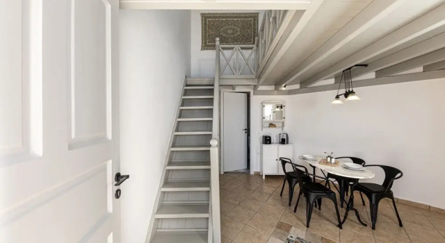 Люкс c 1 комнатой с балконом и с видом на море Calderas Hug & Panoramic Sea View Suites