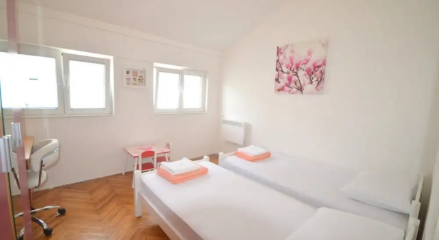 Mia & Lena Apartment