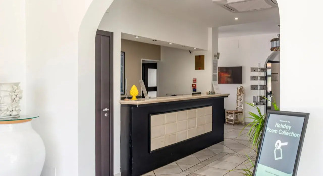 Hotiday Cefalù Mazzaforno, Book Hotel Hoteller i Sicilien med parkering, Parkering