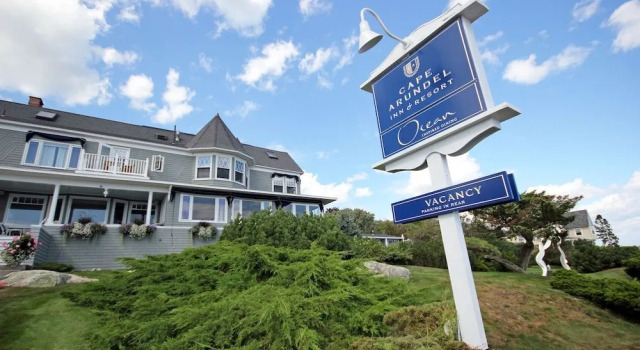 Cape Arundel Inn - Club House