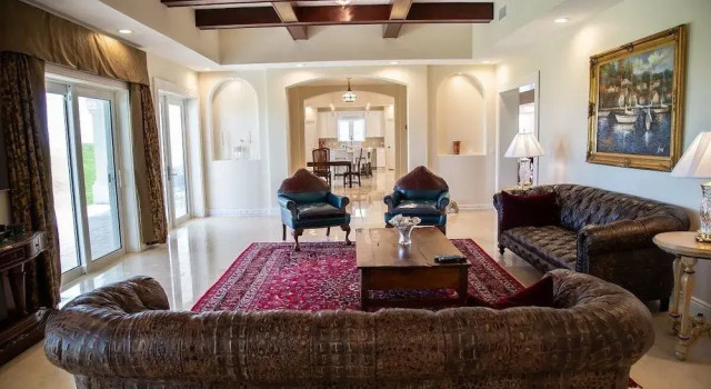 Ocean Mansion on the Beach, Private Pool, Hot Tub