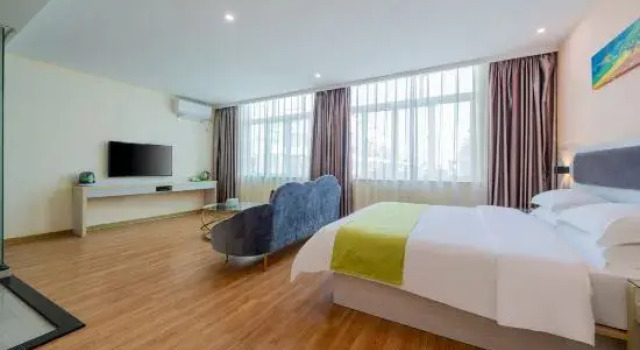 Люкс Business Yechain Hotel (Nanning Wuming Bus Passenger Transport Terminal)