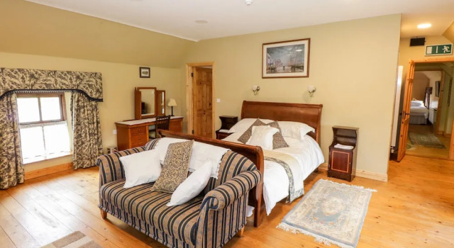 An Maide Bán, Prenota Casa vacanze Cootehill Cavan