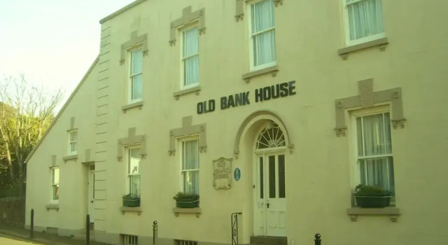 Old Bank House Hotel