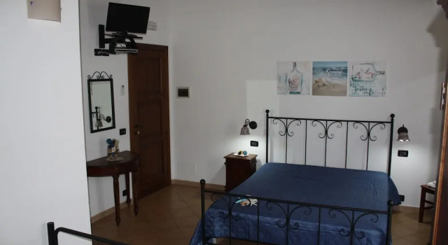 Трёхместный номер Deluxe с балконом и с видом на море Egesta Mare B&B
