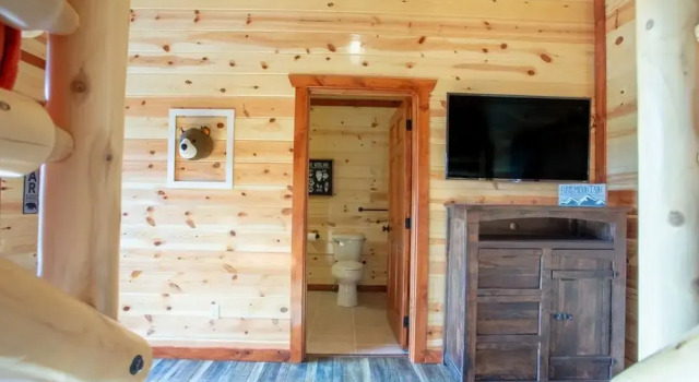 .lookout Lodge 6 Bedroom Cabin, Prenota Casa vacanze Hotel a Tennessee con piscina, Piscina