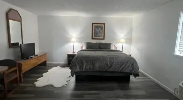 Номер Standard Cedarwood Inn of Ashland