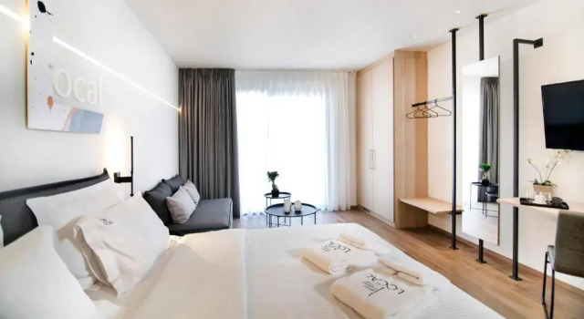 Полулюкс Deluxe Local Urban Living